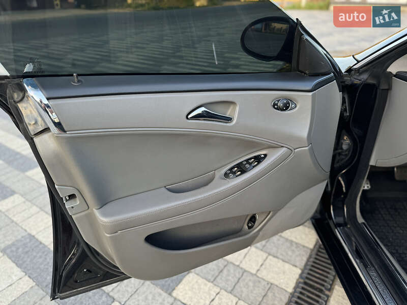 Купе Mercedes-Benz CLS-Class 2006 в Сваляві