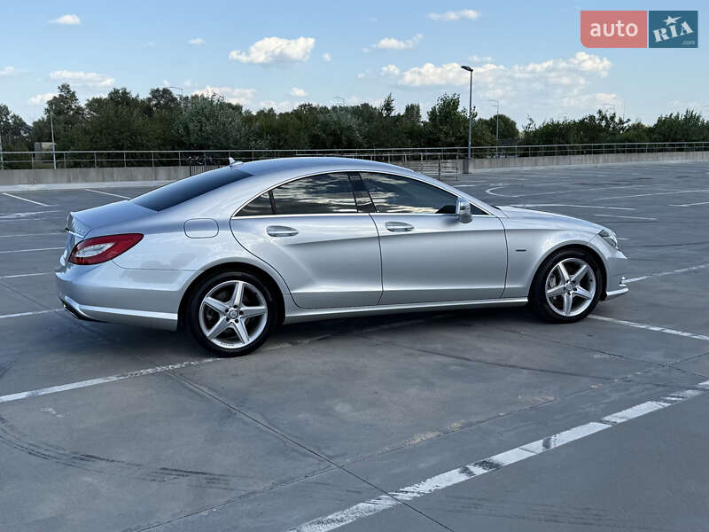 Седан Mercedes-Benz CLS-Class 2012 в Києві фото 10 Седан Mercedes-Benz CLS-Class 2012 в Києві