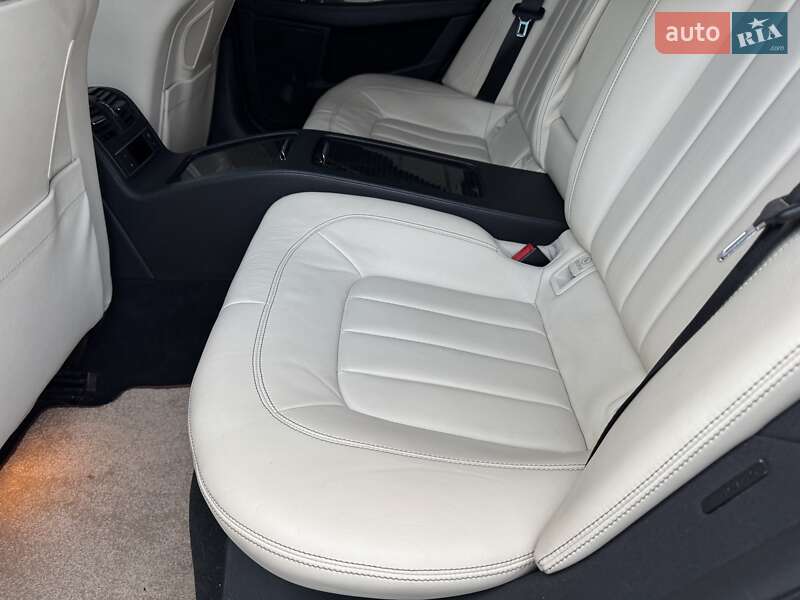 Седан Mercedes-Benz CLS-Class 2011 в Тернополе