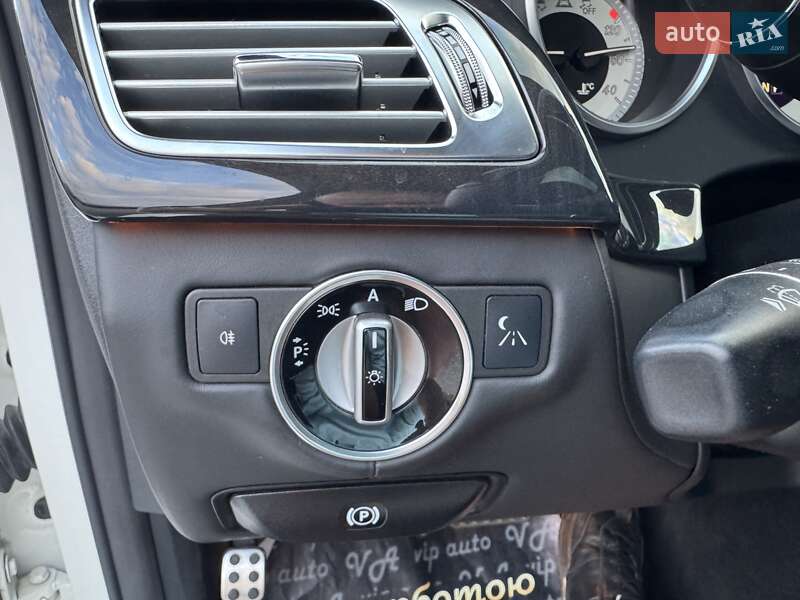 Седан Mercedes-Benz CLS-Class 2011 в Тернополе