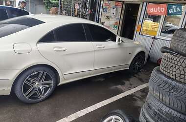 Mercedes-Benz CLS-Class 2011