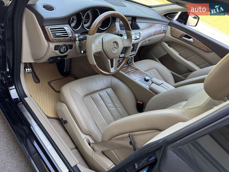 Седан Mercedes-Benz CLS-Class 2012 в Киеве