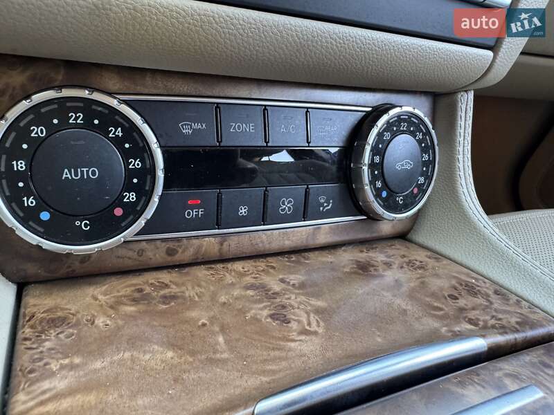 Седан Mercedes-Benz CLS-Class 2012 в Киеве