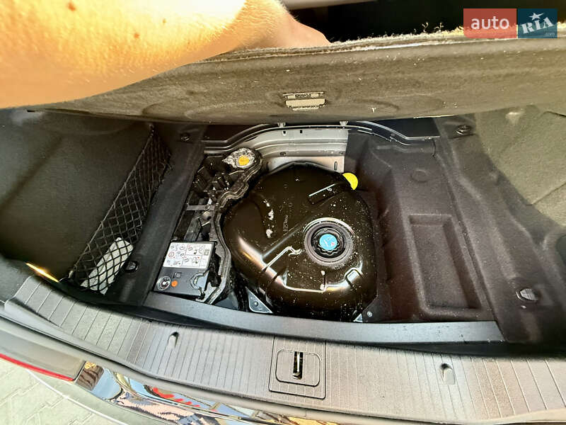 Седан Mercedes-Benz CLS-Class 2015 в Рівному