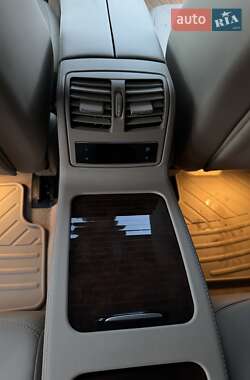 Седан Mercedes-Benz CLS-Class 2012 в 