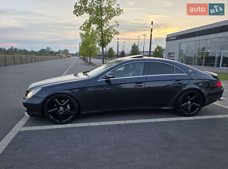 Купе Mercedes-Benz CLS-Class 2006 в 