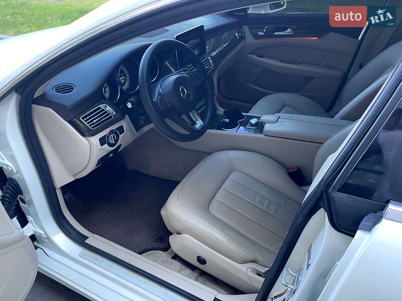 Седан Mercedes-Benz CLS-Class 2014 в Чернигове фото 20 Седан Mercedes-Benz CLS-Class 2014 в Чернигове