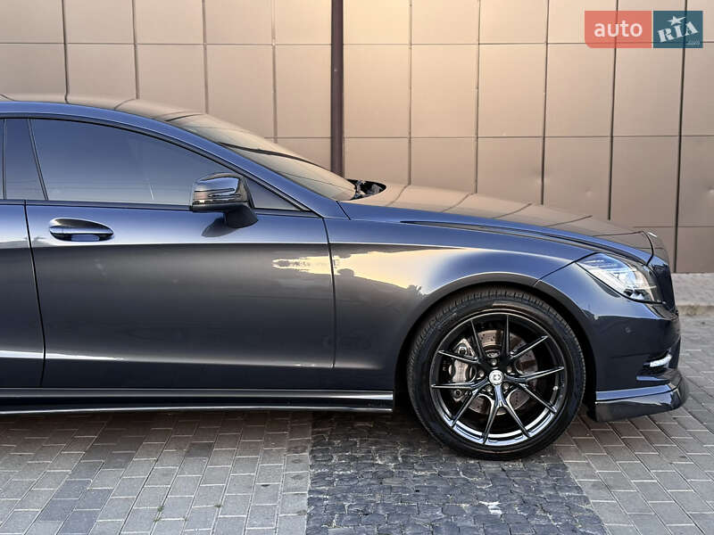 Седан Mercedes-Benz CLS-Class 2014 в Дубні