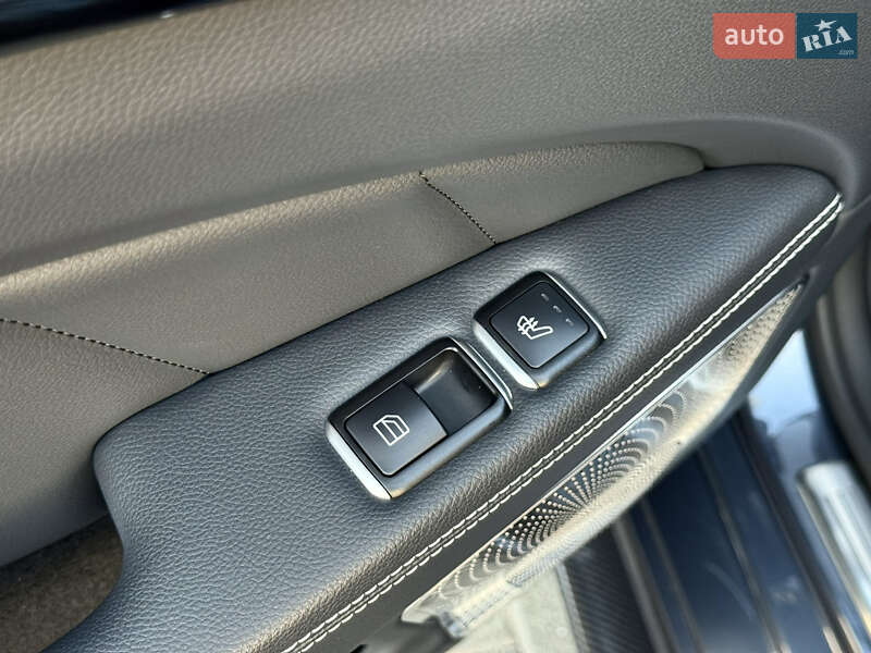 Седан Mercedes-Benz CLS-Class 2014 в Дубні