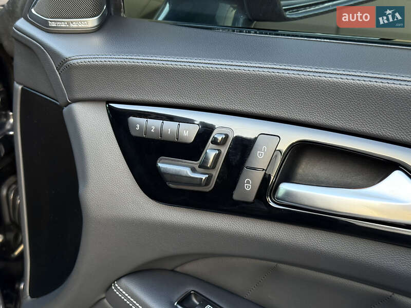 Седан Mercedes-Benz CLS-Class 2014 в Дубні