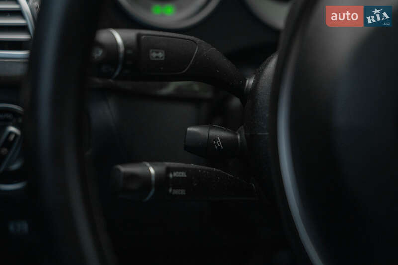Седан Mercedes-Benz CLS-Class 2015 в Чернівцях