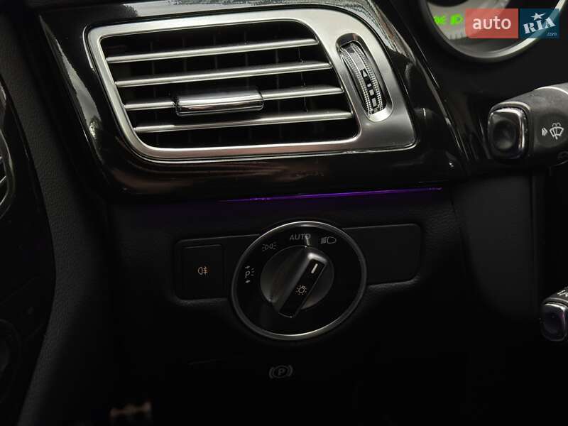 Седан Mercedes-Benz CLS-Class 2013 в Киеве фото 37 Седан Mercedes-Benz CLS-Class 2013 в Киеве