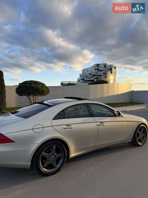 Купе Mercedes-Benz CLS-Class 2006 в Дніпрі
