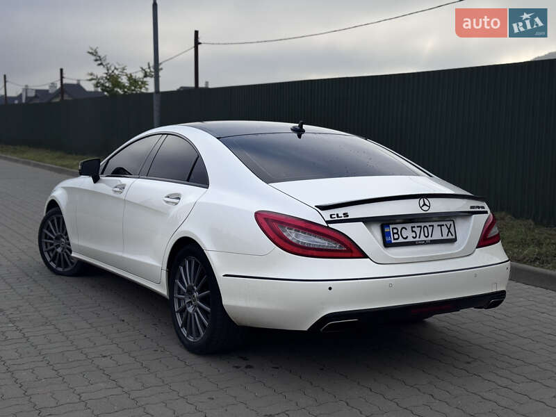 Седан Mercedes-Benz CLS-Class 2012 в 