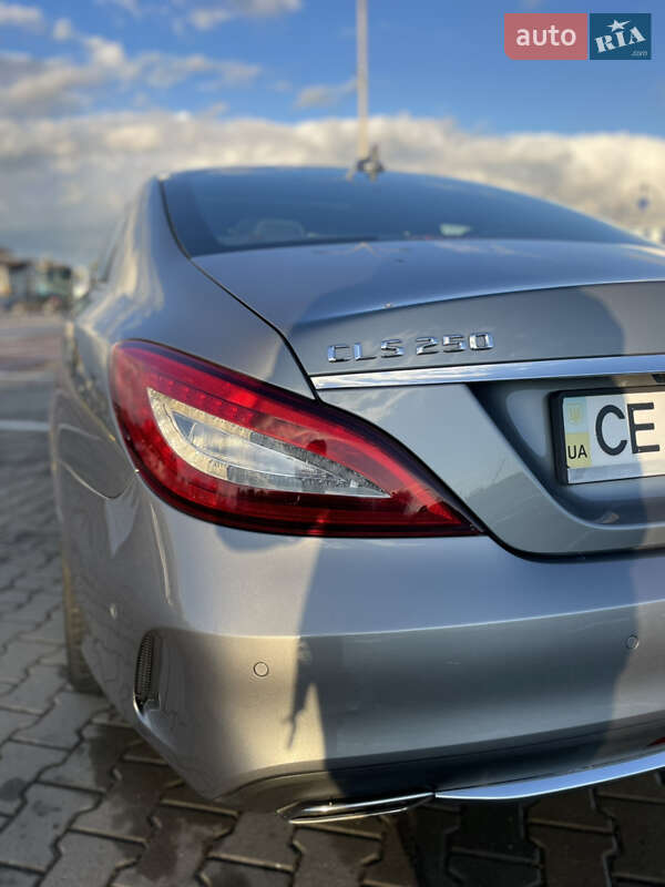 Седан Mercedes-Benz CLS-Class 2015 в Чернівцях