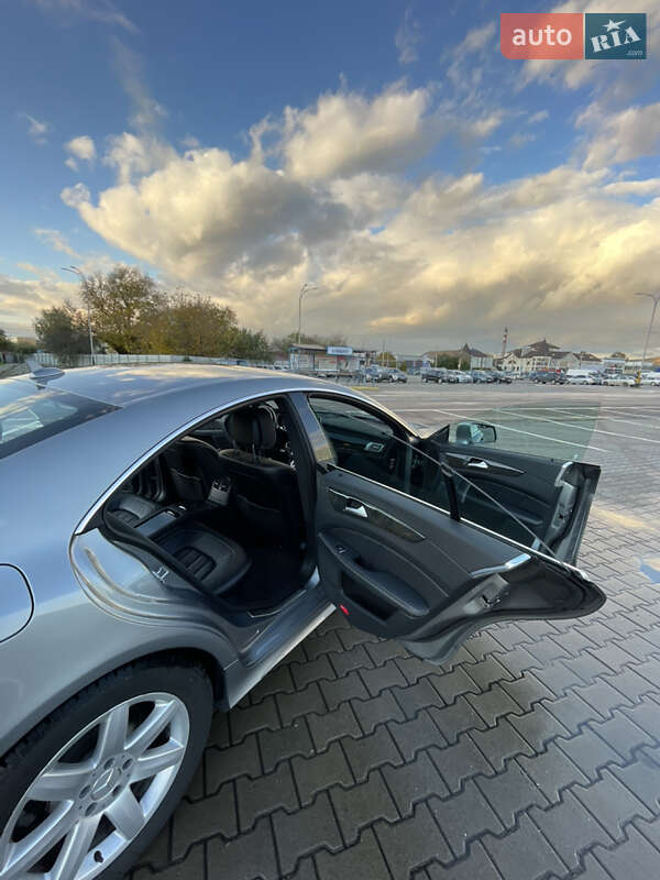 Седан Mercedes-Benz CLS-Class 2015 в Чернівцях