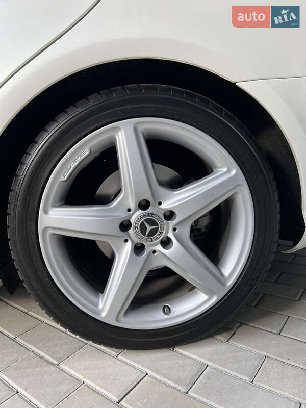 Седан Mercedes-Benz CLS-Class 2011 в Києві фото 19 Седан Mercedes-Benz CLS-Class 2011 в Києві