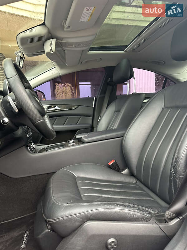 Седан Mercedes-Benz CLS-Class 2015 в Києві фото 29 Седан Mercedes-Benz CLS-Class 2015 в Києві