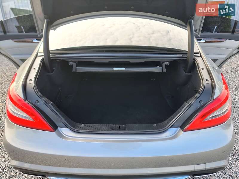 Седан Mercedes-Benz CLS-Class 2014 в Киеве фото 39 Седан Mercedes-Benz CLS-Class 2014 в Киеве