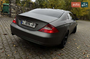 Купе Mercedes-Benz CLS-Class 2005 в  фото 5 Купе Mercedes-Benz CLS-Class 2005 в