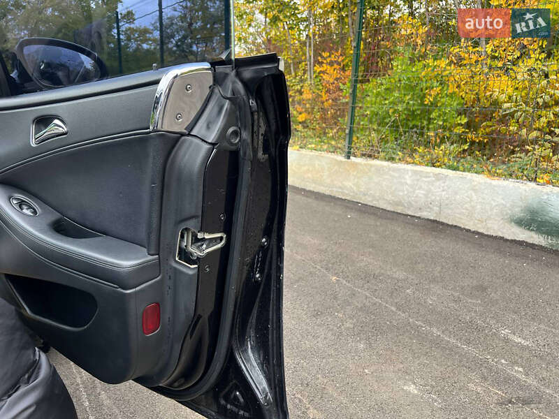 Купе Mercedes-Benz CLS-Class 2005 в Киеве фото 5 Купе Mercedes-Benz CLS-Class 2005 в Киеве