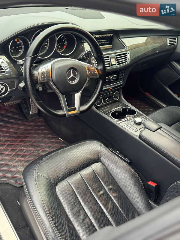 Седан Mercedes-Benz CLS-Class 2011 в Києві фото 31 Седан Mercedes-Benz CLS-Class 2011 в Києві