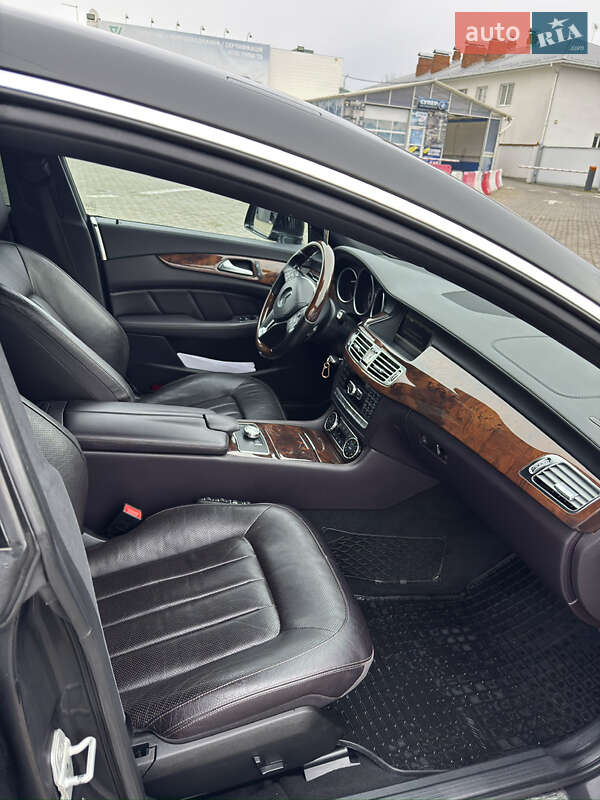 Седан Mercedes-Benz CLS-Class 2014 в Черновцах фото 9 Седан Mercedes-Benz CLS-Class 2014 в Черновцах