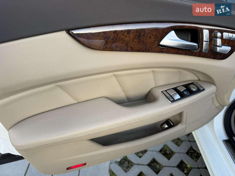 Седан Mercedes-Benz CLS-Class 2014 в Хмельницькому фото 30 Седан Mercedes-Benz CLS-Class 2014 в Хмельницькому
