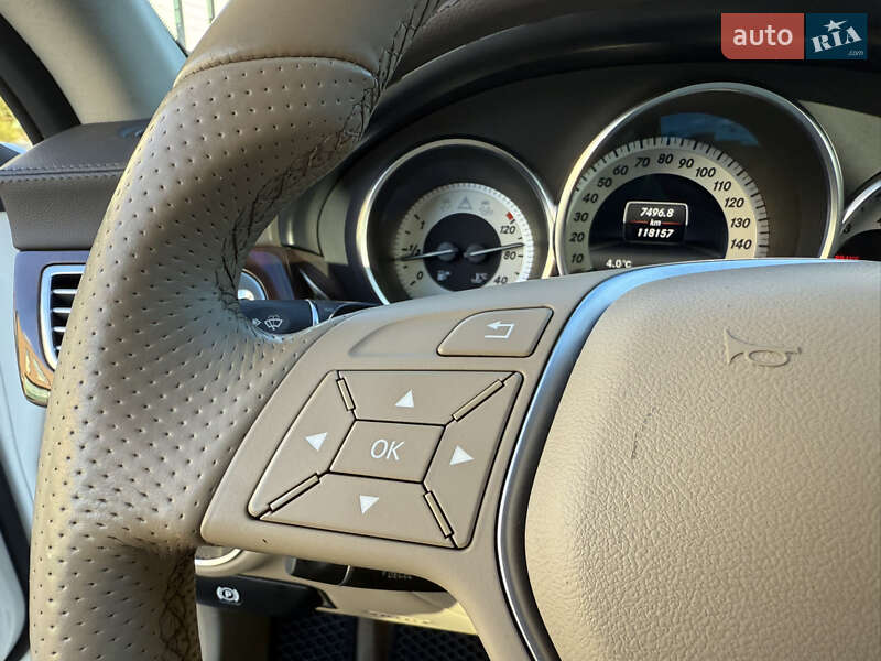 Седан Mercedes-Benz CLS-Class 2014 в Хмельницькому фото 39 Седан Mercedes-Benz CLS-Class 2014 в Хмельницькому