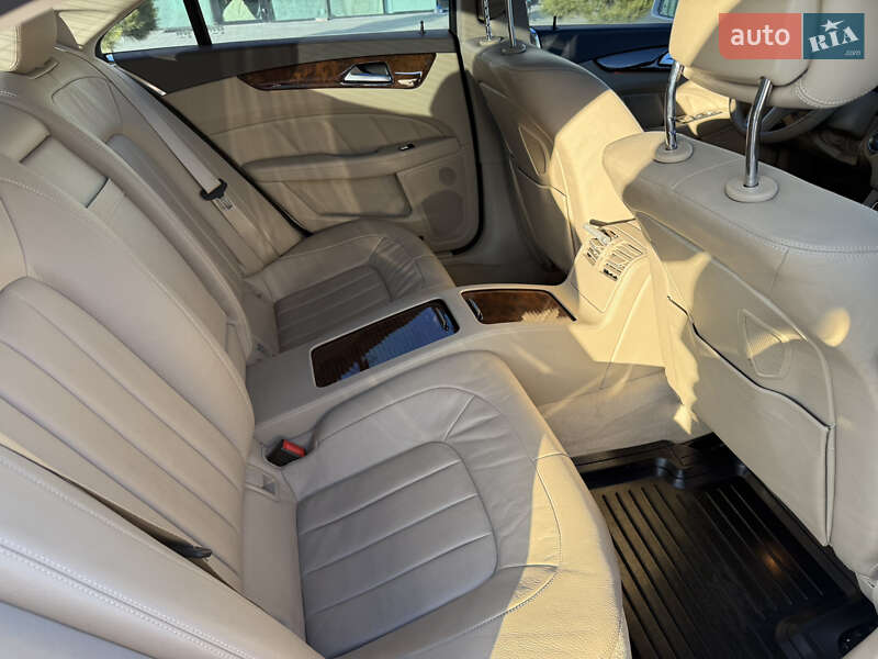 Седан Mercedes-Benz CLS-Class 2014 в Хмельницькому фото 64 Седан Mercedes-Benz CLS-Class 2014 в Хмельницькому