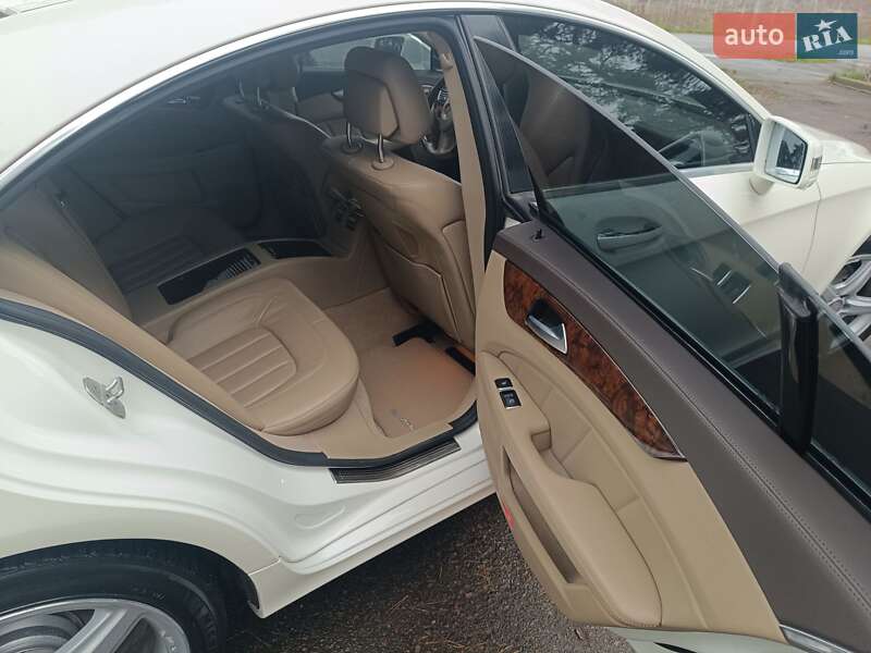 Седан Mercedes-Benz CLS-Class 2013 в Виннице