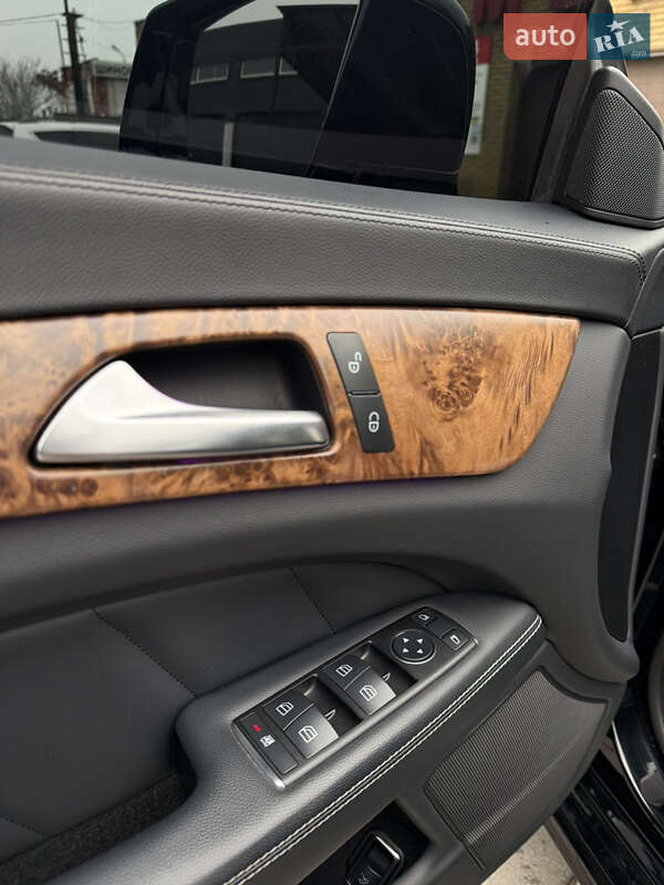Седан Mercedes-Benz CLS-Class 2011 в Запорожье