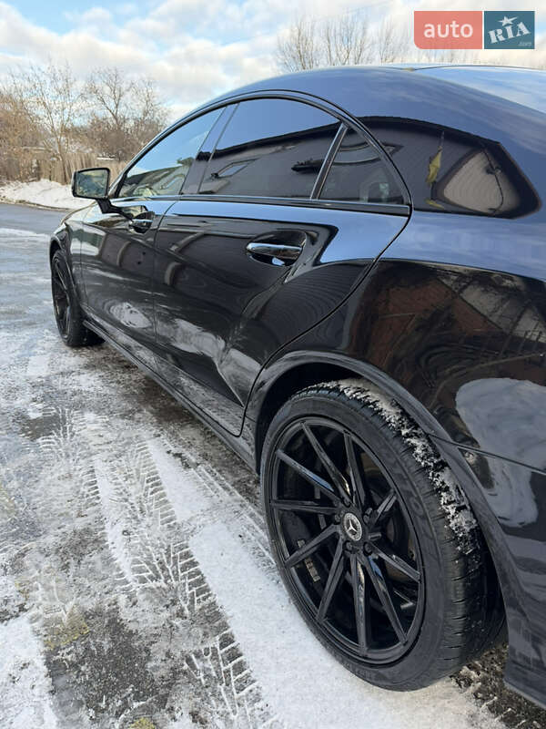Седан Mercedes-Benz CLS-Class 2012 в Киеве