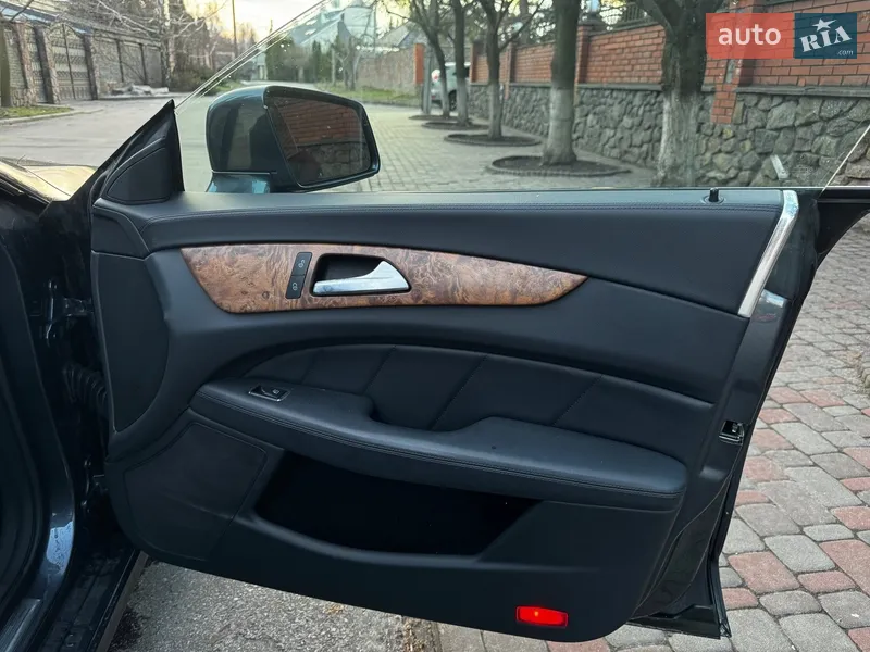 Mercedes-Benz CLS-Class 2011 VIN WDD2183231A004618 фото оголошення 21 з 52