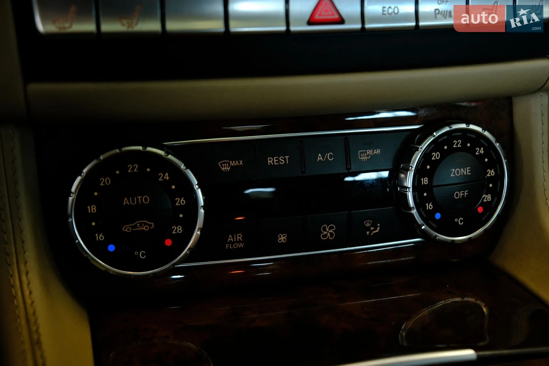 2012 Mercedes-Benz CLS-klasse - мініатюра 16
