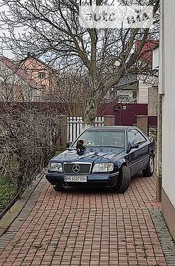 Купе Mercedes-Benz E 200 1994 в Хмельнике