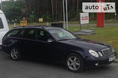 Mercedes-Benz E 220 2004 Mercedes-Benz E 220 2004
