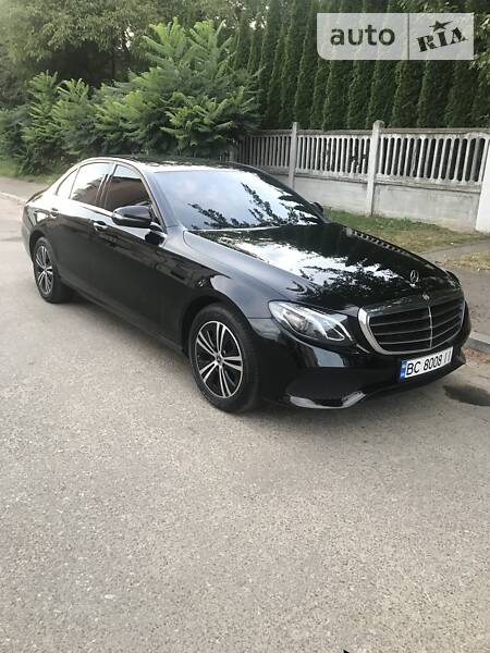 Mercedes-Benz E 220