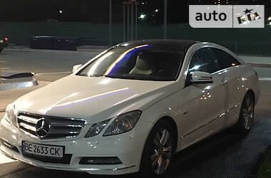 Mercedes-Benz E 250 2011 Mercedes-Benz E 250 2011