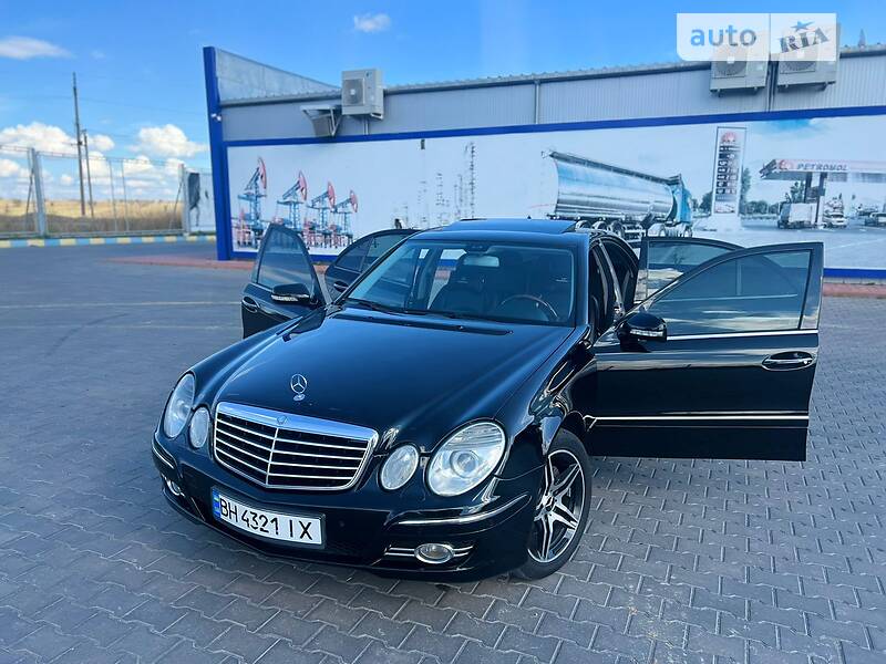Mercedes-Benz E 320 4 matic