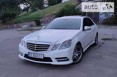 Mercedes-Benz E 350 2012 Mercedes-Benz E 350 2012