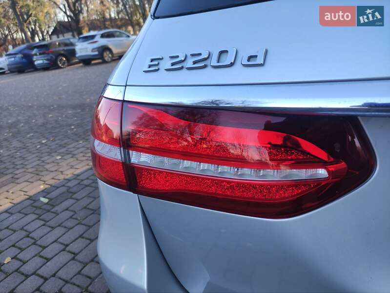 Универсал Mercedes-Benz E-Class All Terrain 2018 в Виннице фото 32 Универсал Mercedes-Benz E-Class All Terrain 2018 в Виннице
