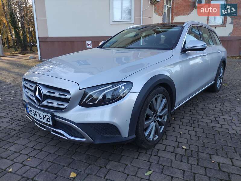 Универсал Mercedes-Benz E-Class All Terrain 2018 в Виннице фото 42 Универсал Mercedes-Benz E-Class All Terrain 2018 в Виннице