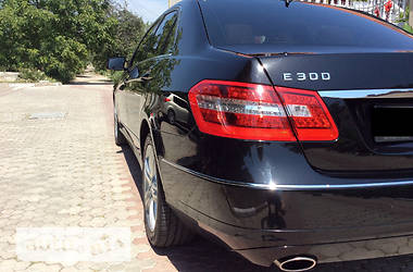  Mercedes-Benz E-Class 2010 в Одессе