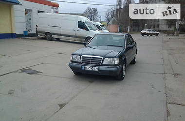 Седан Mercedes-Benz E-Class 1994 в 