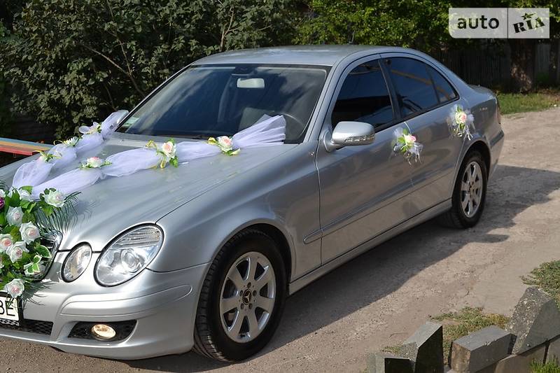 Седан Mercedes-Benz E-Class 2008 в Кривому Розі