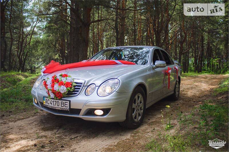 Седан Mercedes-Benz E-Class 2008 в Кривому Розі