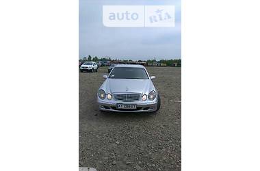 Седан Mercedes-Benz E-Class 2003 в Ивано-Франковске