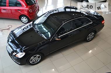 Седан Mercedes-Benz E-Class 2012 в Хмельницком