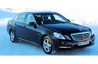 Седан Mercedes-Benz E-Class 2012 в Ровно